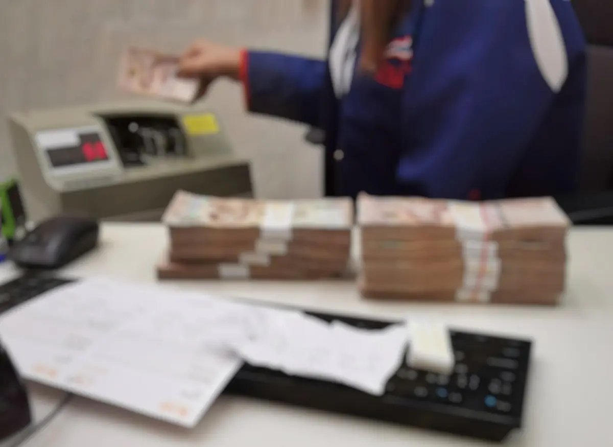 De ce este esențial un aparat de numărat bani pentru afacerile din sectorul financiar?